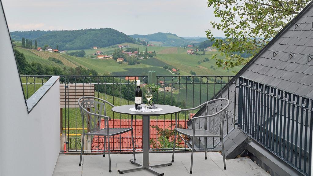 Weinrefugium Brolli Gamlitz Exterior foto